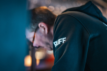 Lexus Ruff Golf bild