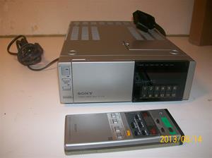 703. Sony Betamax Tuner timer unit, TT F1E. Nr. 803333. Tillv. år: 1981. 101_0308