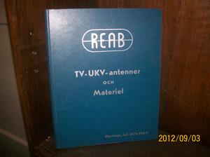 664. Såld. REAB, servicebok. Typ: TV-UKV-antenn/material. Innehåller även rullbandare. Tillv.år: Januari 1966. Tillv.land: Sverige. Fotonr: 100_9662