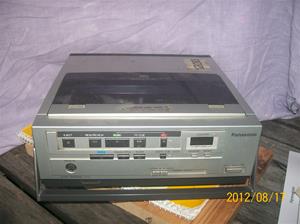 603. Panasonic, video-cassette-recorder från Sveriges Radio/Television. NV-100-E. Nr: A3 HB 00031. Fotonr: 100_9468