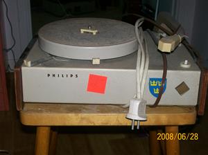 037. Philips, grammofon. Typ: AG 2248/19. Fotonr: 100_1070