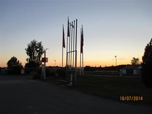 Har även bytt flagglinor och flaggstänger ett par gånger här på OKQ8 Vikingstad. IMG_0020