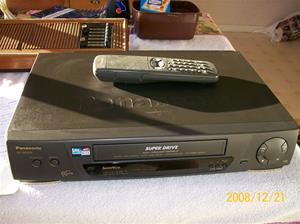 277. Panasonic, VHS. Typ: NV-SD 275 EG. Nr: K 8 BA Ǿ 1933. Foto: 100_2367