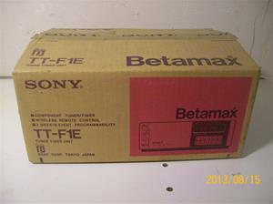 707. Sony Betamax TT F1 E, Originalkartong till nummer 703. Nummer. 2-364-765-. Tillv. år 1981. 101_0310