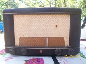 692. Philips Bx 390 A-19. Nummer: E 34473. Rörmottagare. 101_0281