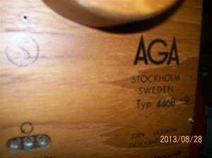 813. AGA hörnTV, 24, typ 4468-9. Nr: 360885. Tillv.år: 1966. Nypris: 1595:-. Ganska svårsåld pga det ca 300:- högre priset än för normal TV.  101_0518