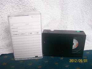 644. Maxell, videoband. Typ: VHS-C. Nr: L132DA24K2EC-45HGB. Fotonr: 100_9620.