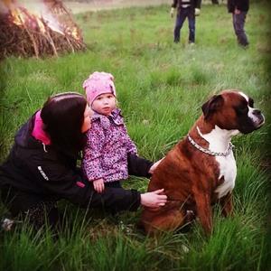 Elle & Maggie & Pongo
