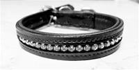 Strasshalsband svart